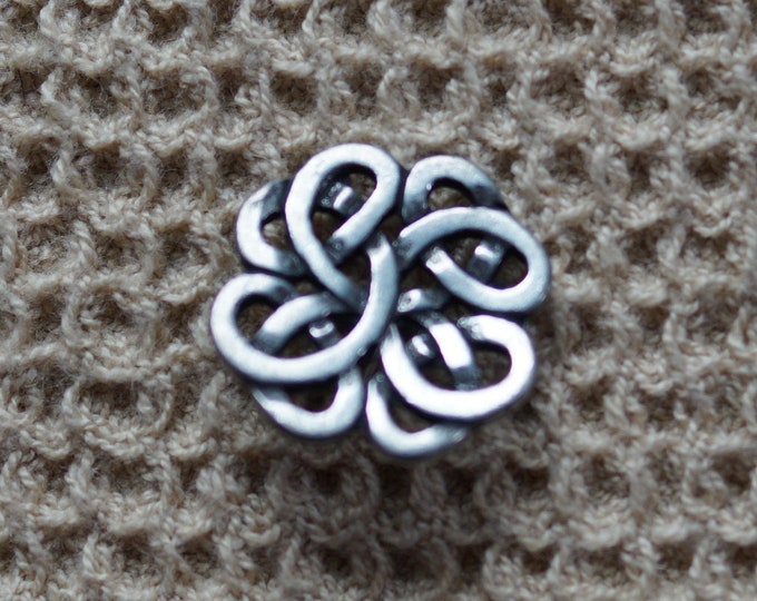 Celtic Knot pewter button vintage made by a small business in their shop