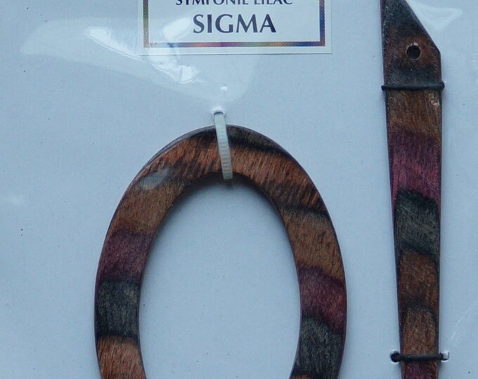 Shawl Pin: Lilac oval wood shawl pin