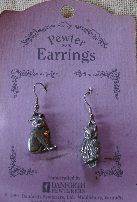 Cat and fiddle Danforth wire pewter earrings vinta