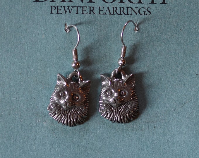 Danforth Ragamuffin cat pewter wire earrings, made in the USA