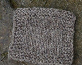 Medium Gray sheep 3 ply worsted weight Aran wool farm yarn American wool small American farm