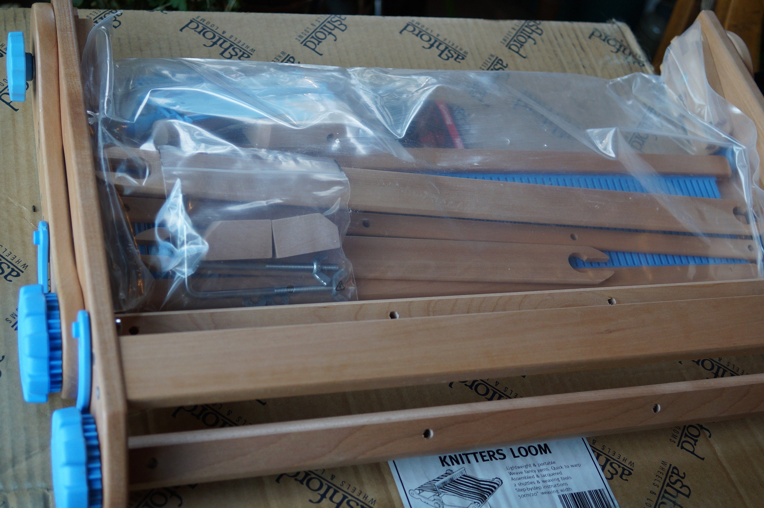 Ashford 20 inch knitters loom with bag sale price, free shipping