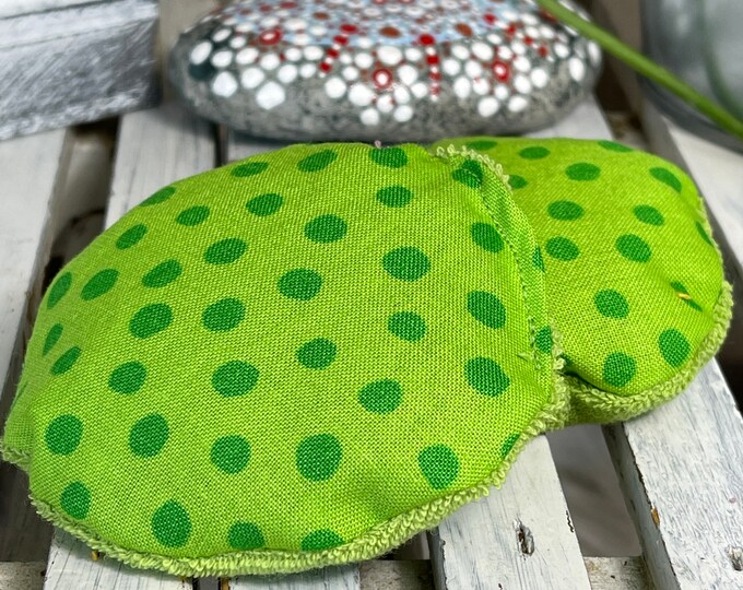 Pocket Warmer Bump Cooler Grain Pillow Green Dots