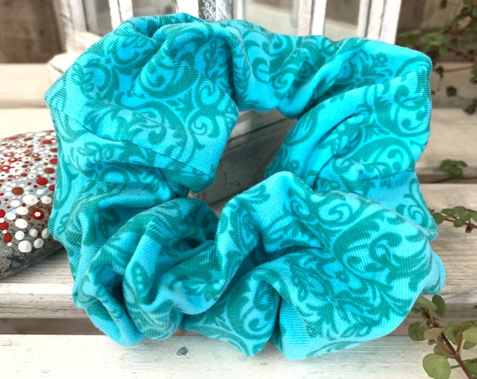 Scrunchie Hair Tie Ornament mint