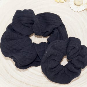 Muslin scrunchie hair tie black plain