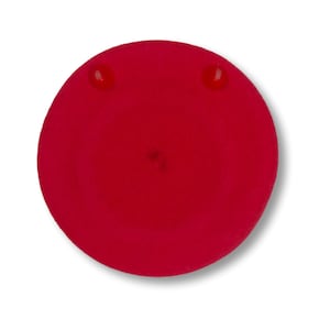 Puede incluir: Un gorro de lana rosa brillante con dos botones rojos en la parte superior.
