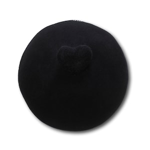 Lovesick Gumdrop Hat in Schwarz