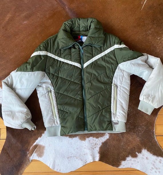 Vintage 70s White Stag Ski Wear Green Tan Ski Bunn