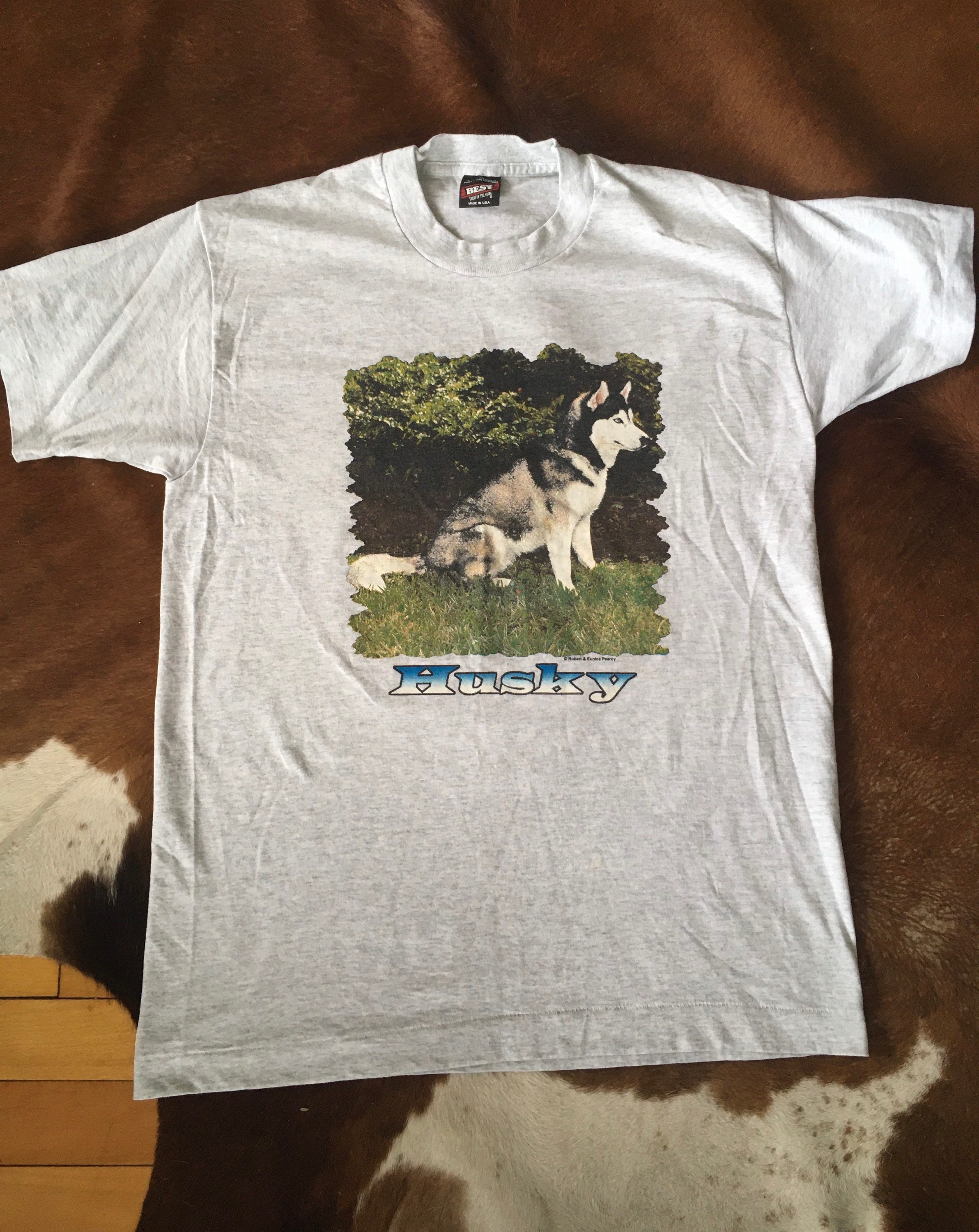Dog Vintage 1980s Style Siberian Huskies T-Shirt
