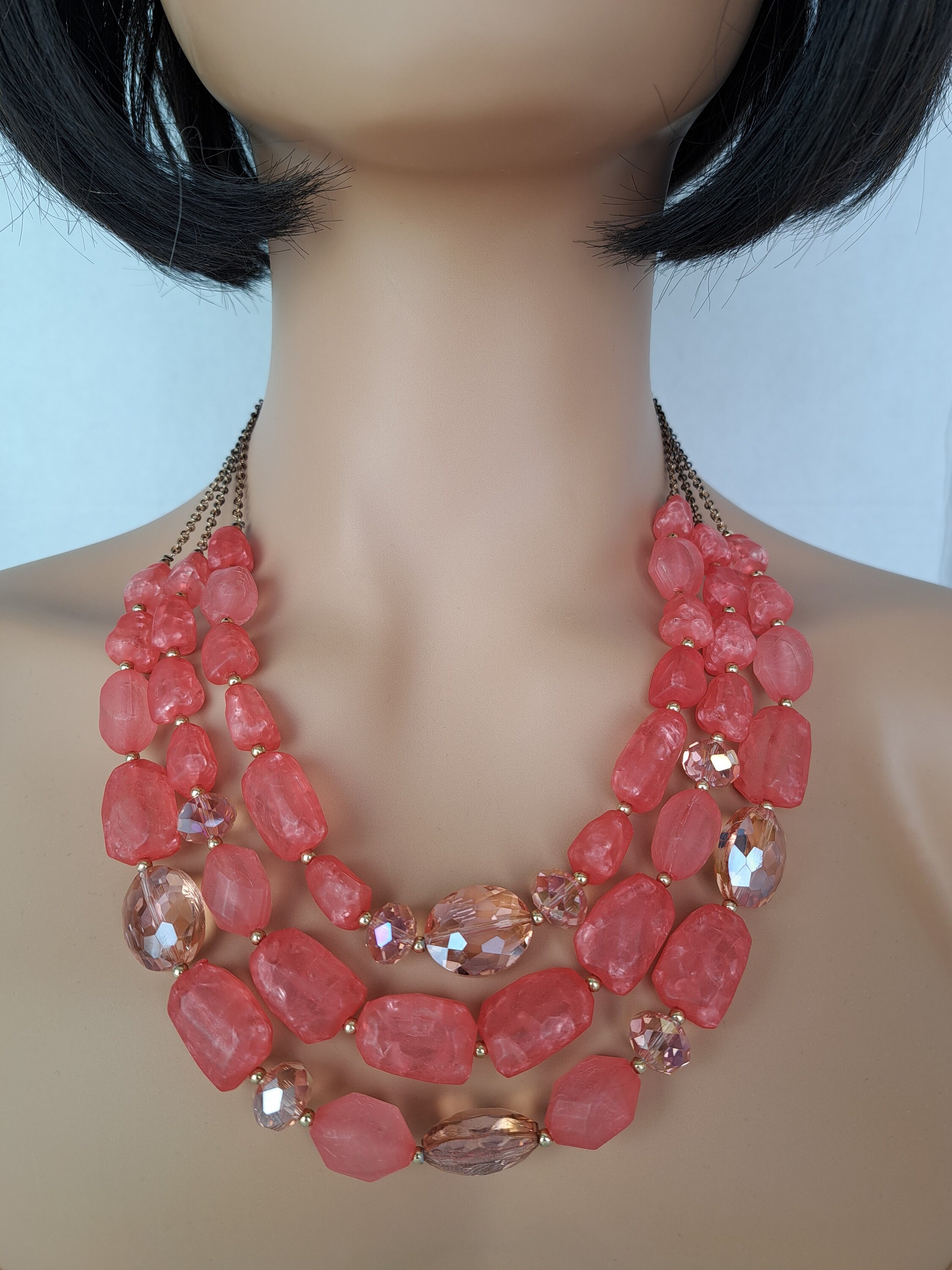【threetimes】Pink coin necklace Pink Opal Copper Reversible Coin Necklace | Mondays Made