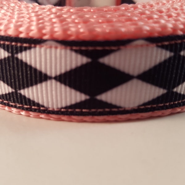 Pink Black and White Medium Leash, Diamond Pattern Leash, Harlequin Pattern Leash, Pink Dog Leash, Black & White Dog Leash