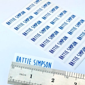 Klare Namensaufkleber mit blauer Tinte für Schule, Kindertagesstätte und Business-Etiketten - Benutzerdefinierte personalisierte Produktetiketten Hanprinting