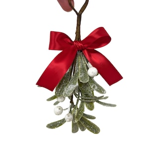 Mistletoe, Hanging Mistletoe, Artificial Mistletoe, Christmas Mistletoe Ornament, Christmas Decorations for the Home