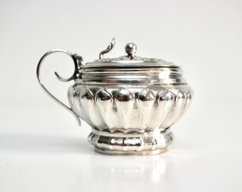 1907  Fluted Silver Mustard Pot, with Blue Glass Removable Liner