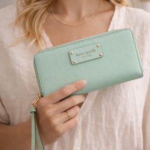 kenzie limited edition small slim card holder Kate Spade Kenzie Large Slim Card Holder - KI985 main image 1