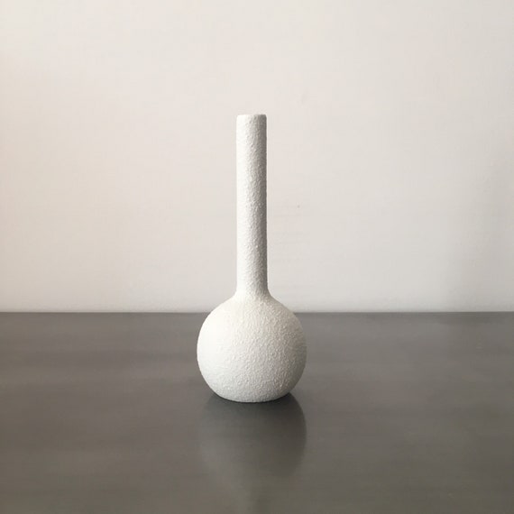 Vintage Sgrafo Modern 3037 Vase // Peter Müller // Korallenform Coral // Biomorphic Design // West German White Porcelain