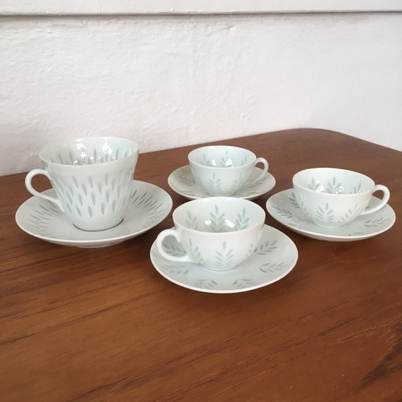 ARABIA  FINLANDカップ&ソーサー Vintage Arabia Finland White Tea & Espresso Cup and Saucer