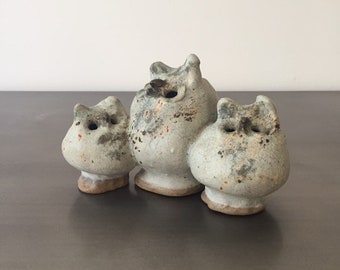Mid Century Studio Pottery Owl Trio Grouping // Sheila White // Speckled Matte Glaze // Bird Family // British Columbia Canadian Pottery