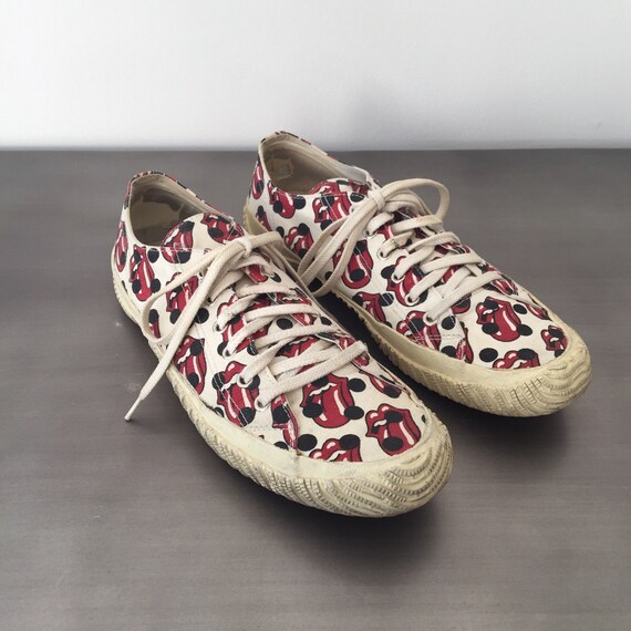 dr martens quebec zip code