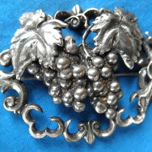 Vintage Silver Berries Brooch Ladies pin Collectible jewelry 1950's Grapes Design image 1