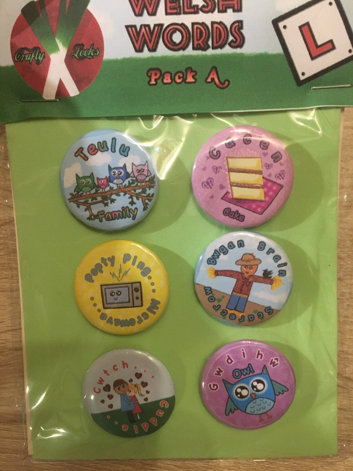 Learn Welsh pack of 6 badges/buttons Etsy