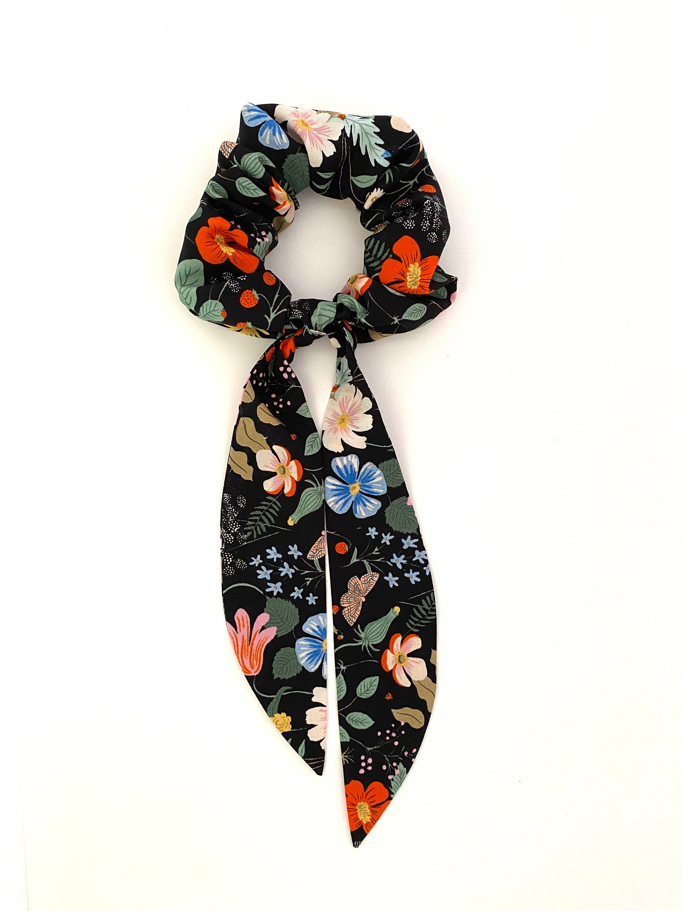 Print thesis scarf image