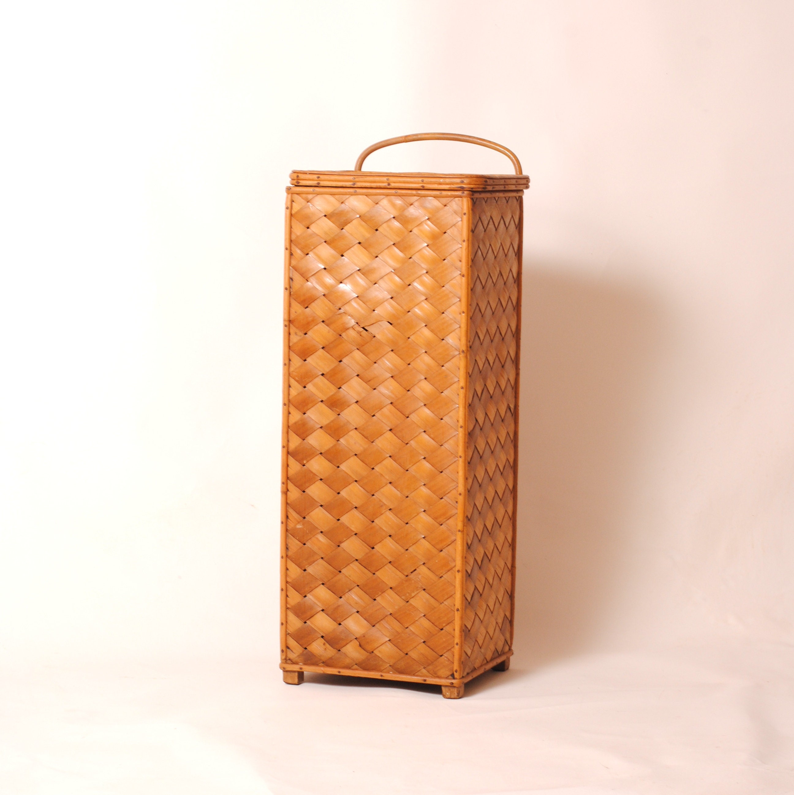 Français Antique Bread Box Wicker Baguette Basket Vintage Red Trim Kitchen Storage