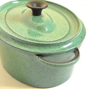 Green enameled cast iron casserole dish image 4