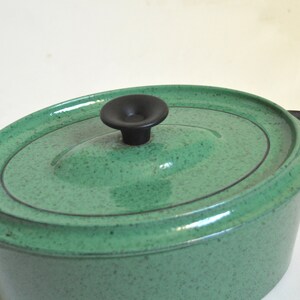 Green enameled cast iron casserole dish image 6