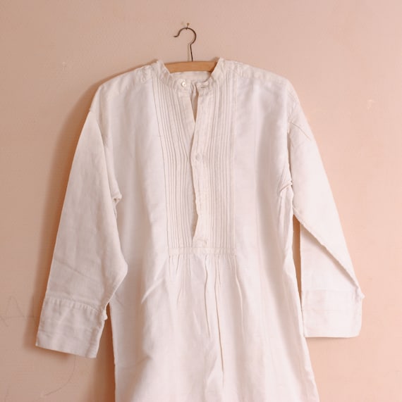 French antique pure linen nightgowon 19th Nightgo