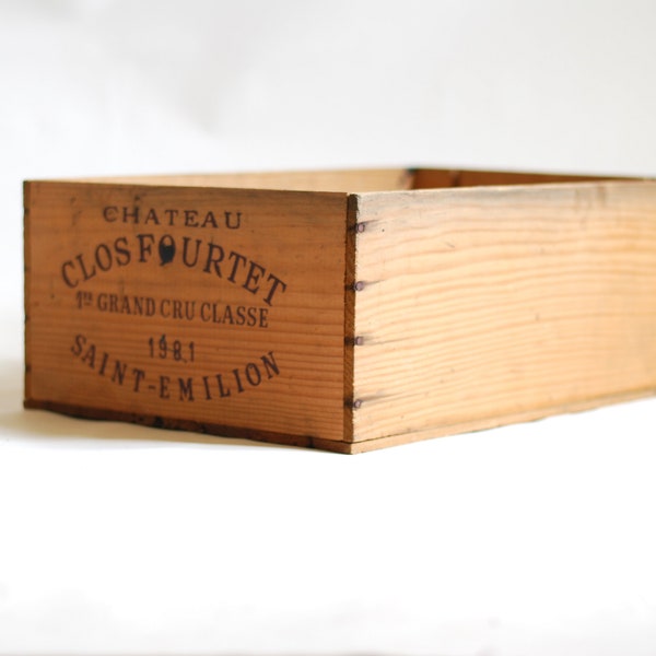 caisse en bois, boite à outil ,caisse de rangement ancienne