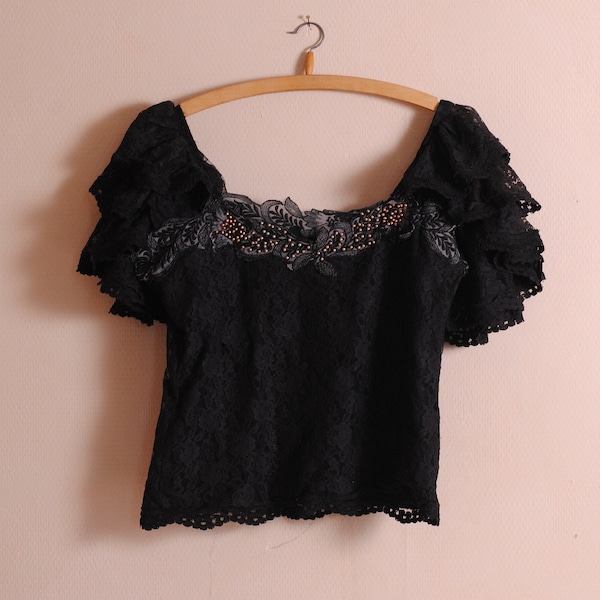 blouse en dentelle    noire mode bohème