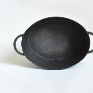 Green enameled cast iron casserole dish image 9