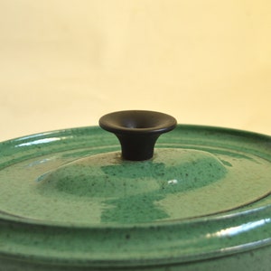 Green enameled cast iron casserole dish image 3