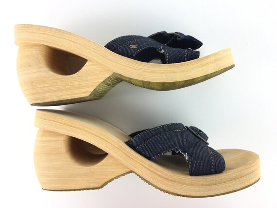 90s skechers platform sandals