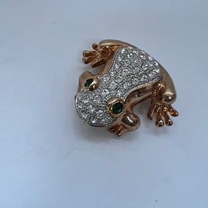 Vintage 3-Dimensional Adorable Playful Frog Crystal Brooch Pin