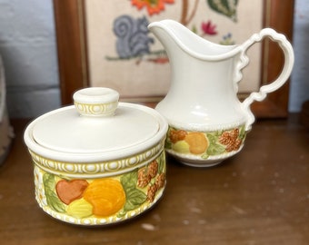 Vintage 60s 70s Metlox Della Robbia cream and sugar set / pitcher and bowl with lid / cottage kitchen