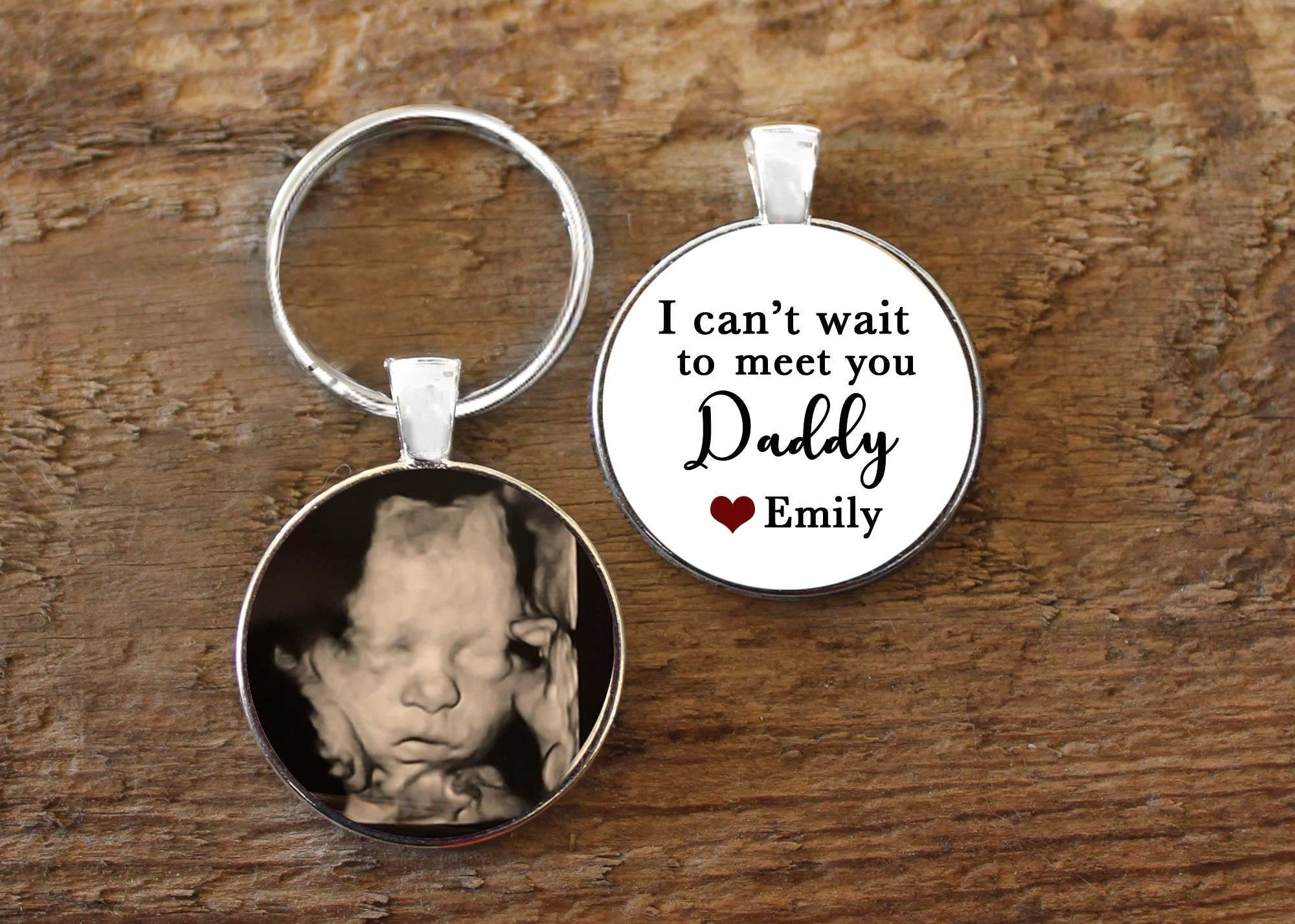 I can't wait to meet you Daddy Key chain,Keychain for Daddy,Sonog…