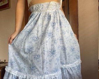 1980s Gunne Sax Baby Blue Floral Rosette Print Prairie Skirt with Corset Waist size XXS XS