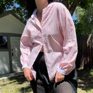 1980s Levi's Pink and White Stripe Band Collar Tuxedo Button Up size Medium Large
