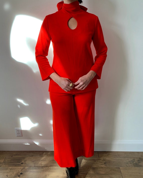 1970s Nardis of Dallas Red Mod Set with Flare Trou