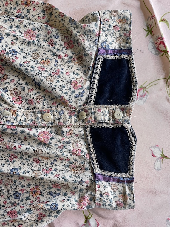 1970s Gunne Sax Floral Calico Prairie Skirt with Velv… - Gem
