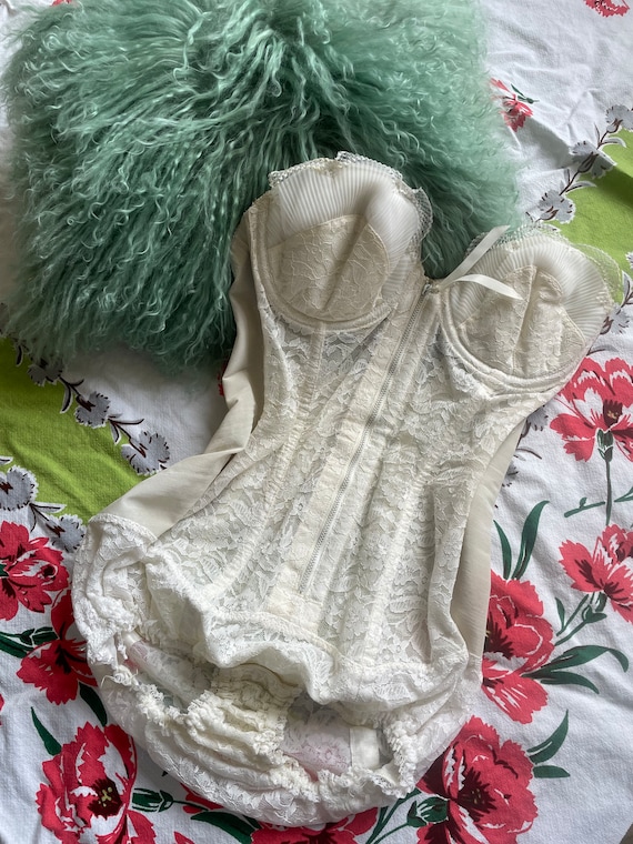 Vintage Lace Shapewear Bodysuit