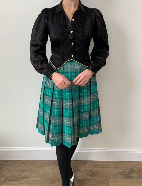 1950s Green Wool Plaid Pleated Kilt Skirt size Sm… - image 2