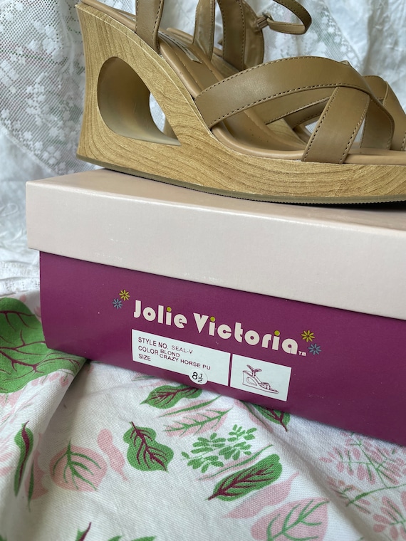 DEADSTOCK 2000s Leather and Wood Cut Out Wedges - Etsy