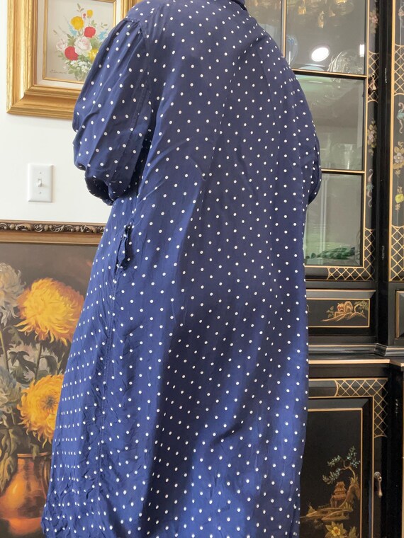 1950s Navy and White Polka Dot Robe - image 2