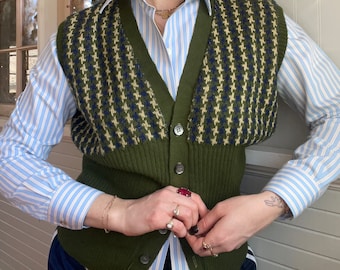 1950s Green Sweater Vest size Medium