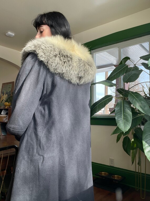 1950s Grey Wool Coat with Fox Fur Collar size Med… - image 3