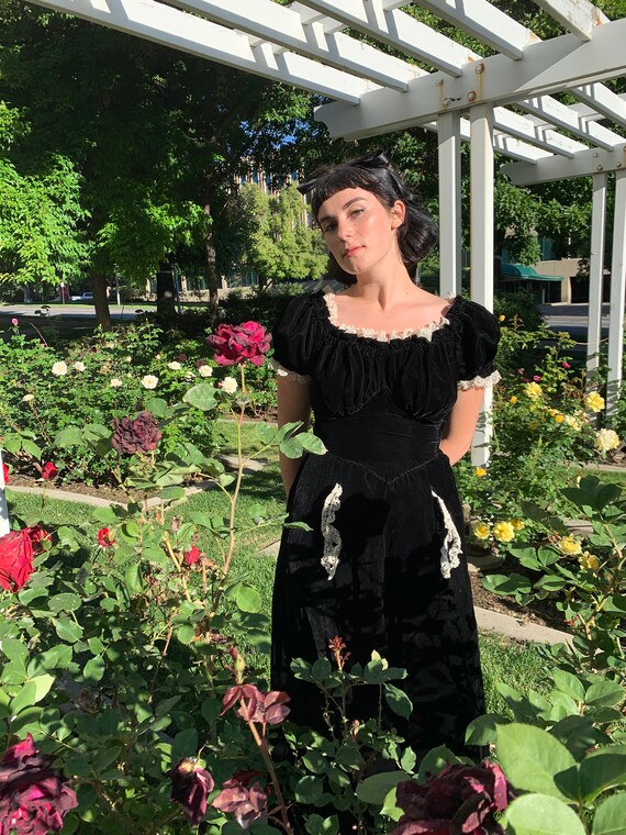 1930s Black Velvet Gown with Shelf Bust, Pockets a