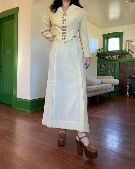 1910s Cream Wool Driving Suit with Jacket and Skir